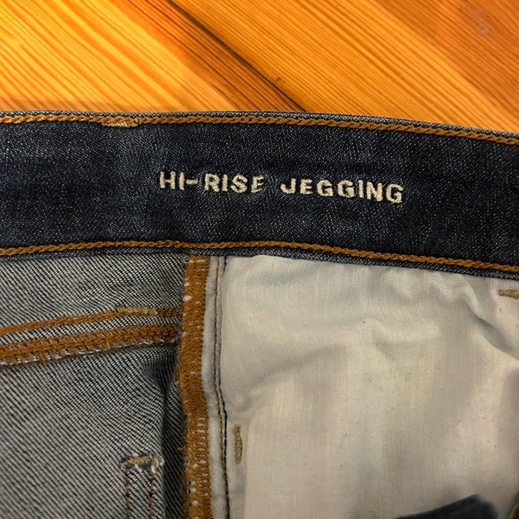 Hi Rise Jegging - Picture 4 of 5